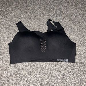 VS sports bra 34D brand new